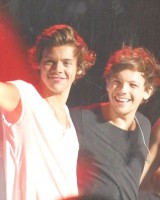 /album/one-direction/a580186-468431216581562-1065063622-n-jpg/