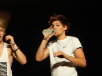 /album/one-direction/a934927-467206533370697-956417691-n-png/