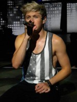 /album/one-direction/a941754-467947509963266-1453098907-n-jpg/