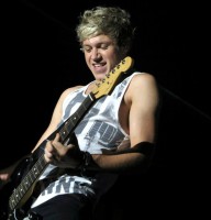 /album/one-direction/a1010020-467942926630391-1405866015-n-jpg/