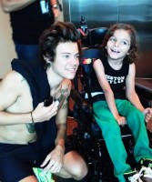 /album/one-direction/a1010231-466017500156267-5675802-n-jpg/